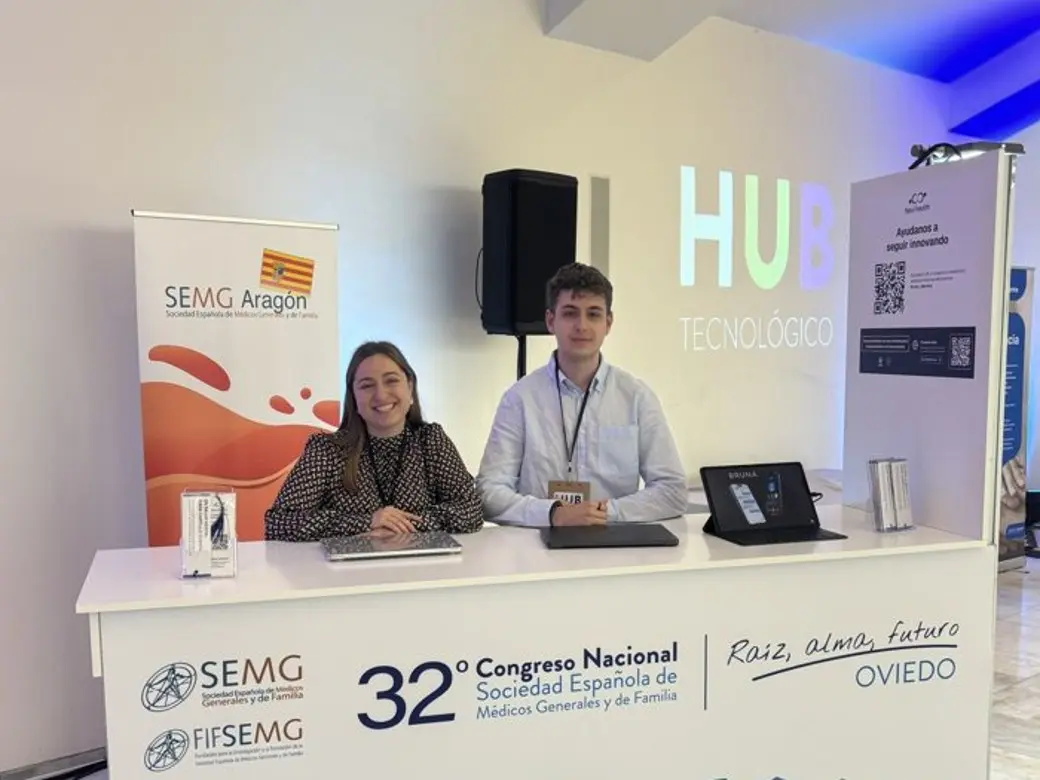 L'equip de Nexi a l'estand del congrés nacional de la SEMG